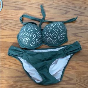 Top and bottom bikini
